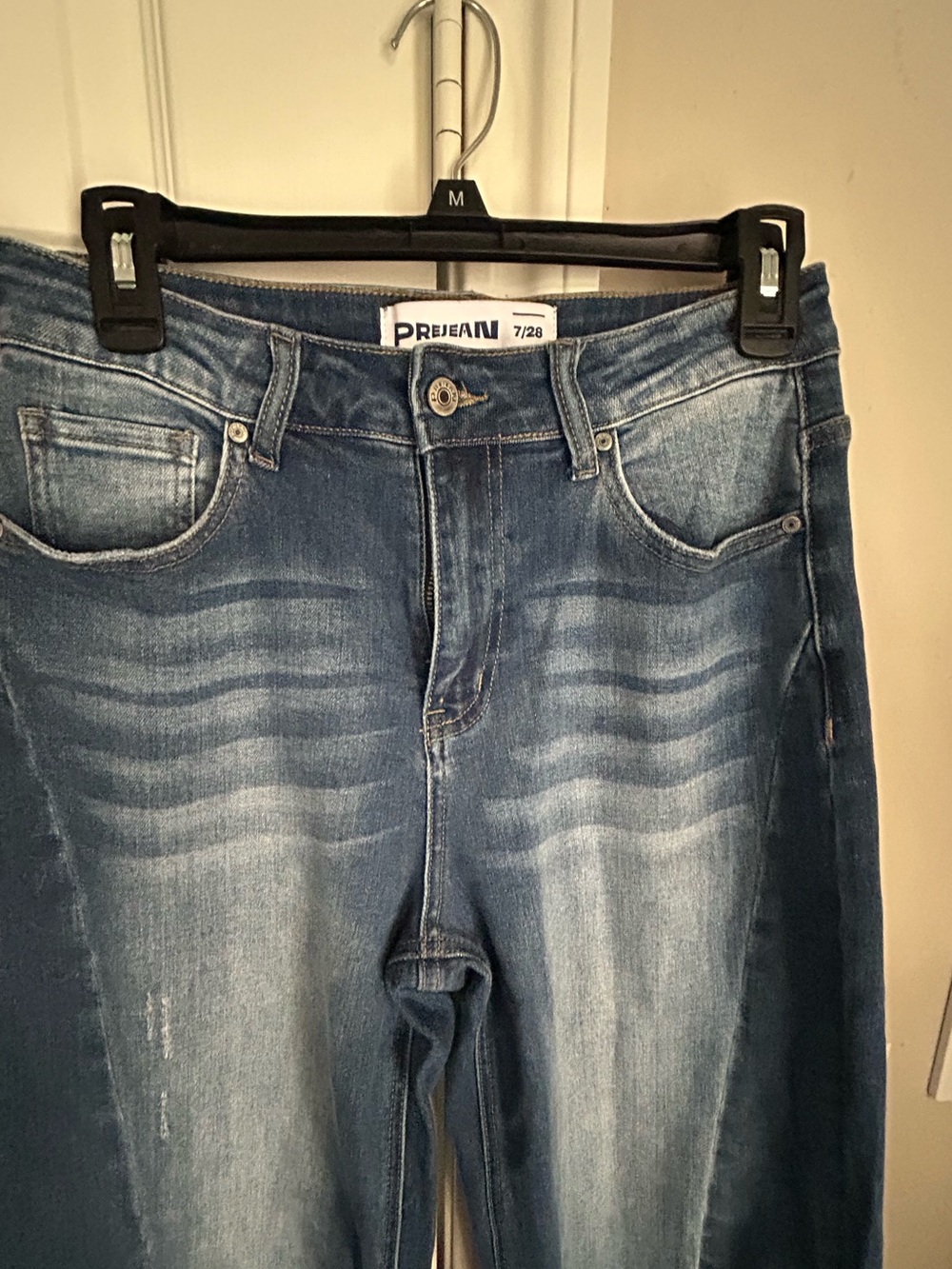 Women’s Blue Washed Jeans -